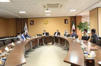 دبیر شورای بسیج تجار، بازرگانان و فعالان اقتصادی از دفتر بسیج اتاق البرز بازدید کردند