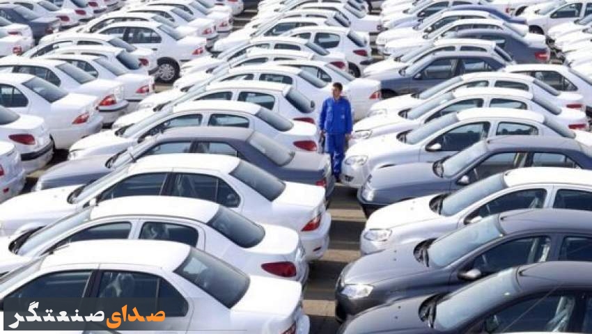 خودروسازان روی دور گرانی/ ناظری نیست؟