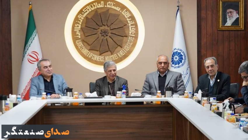 ضرورت اصلاح نقش بانک‌ها در مسیر تقویت زنجیره تامین و تولید بدون کارخانه