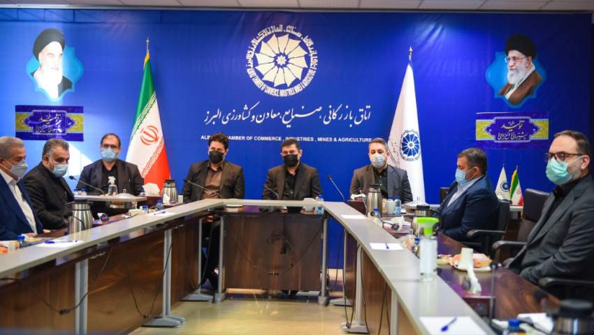 صنعتگران نباید گرفتار بروکراسی اداری باشند/ مطالبه گری استاندار البرز از معاون وزیر نیرو برای تامین برق شهرک صنعتی اشتهارد