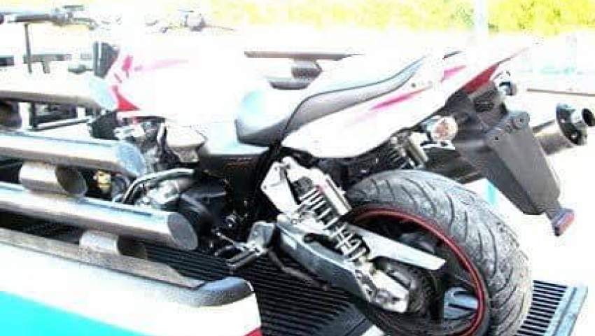  توقیف موتورسیکلت قاچاق در نظرآباد 