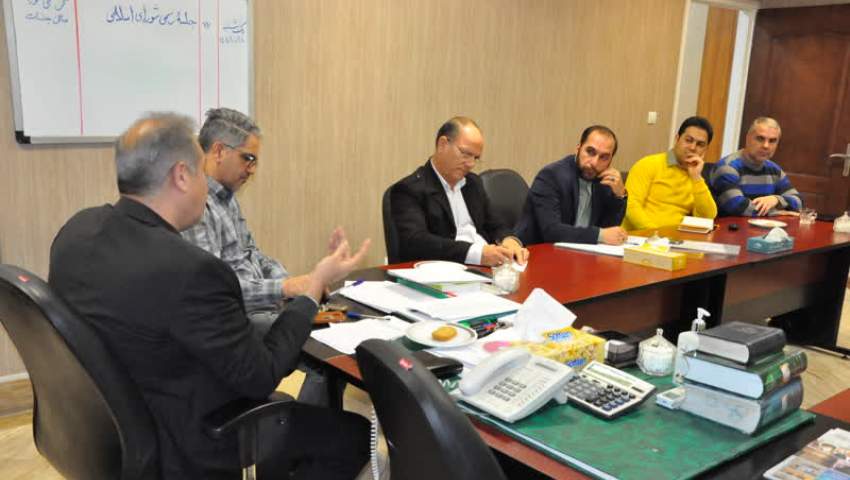 جلسه کمیسیون عمران با موضوع بررسی راهکارهای مقابله با ساخت و سازهای غیر مجاز خبر محمدشهر برگزار شد