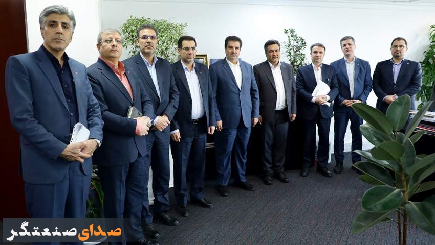 دیدار مدیرعامل بانک رفاه کارگران با مدیرعامل شرکت پتروشیمی نوری
